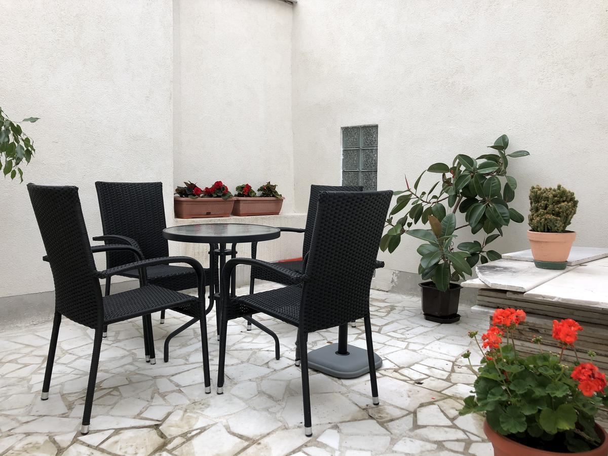 Esma Apartment